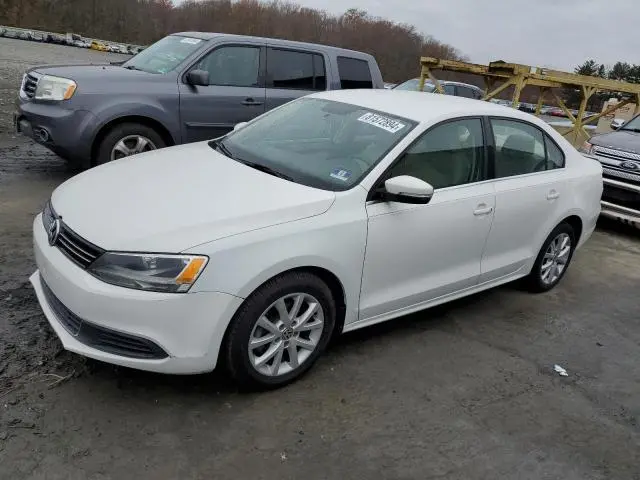 3VWD17AJ5EM370487