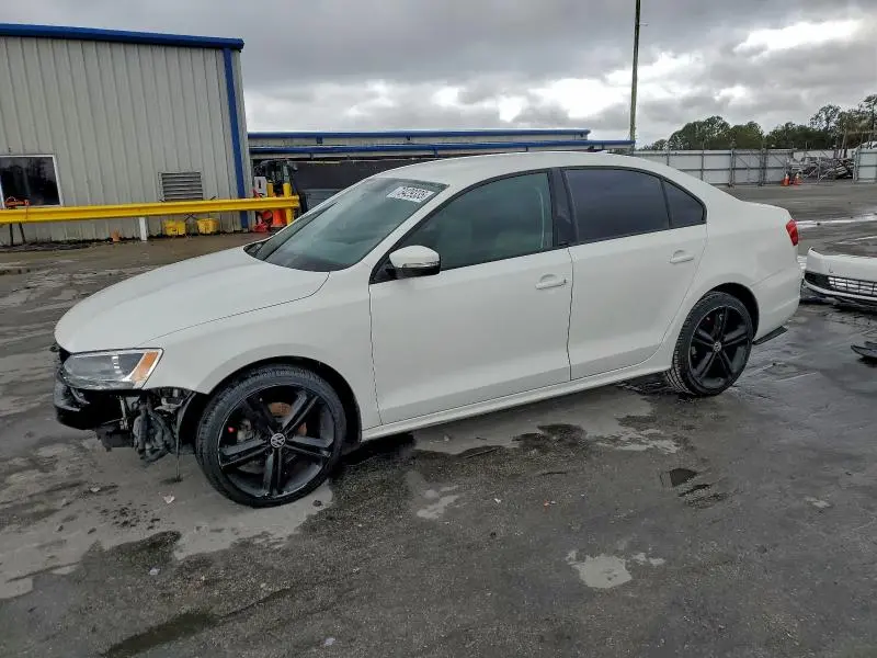3VWD17AJ6EM210716