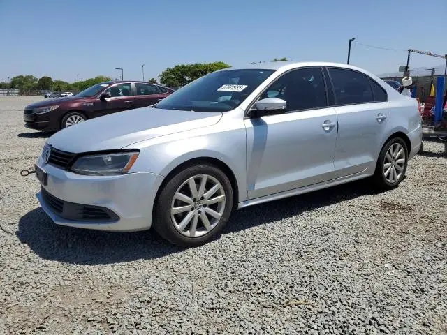 3VWD17AJ7EM250660