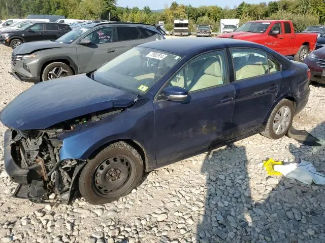 3VWD17AJ7EM377683