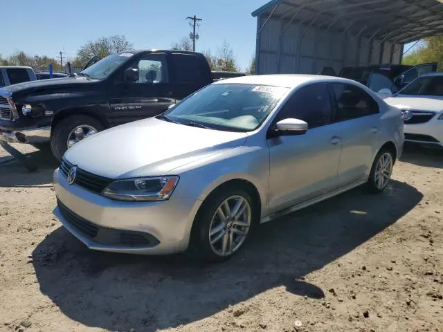 3VWD17AJ8EM268357