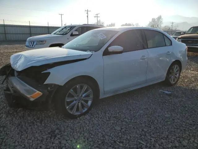 3VWD17AJ8EM306511