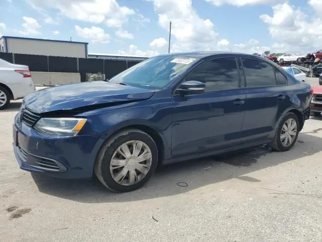 3VWD17AJ8EM402977