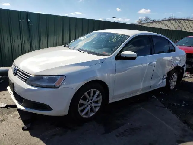 3VWD17AJ9EM217028