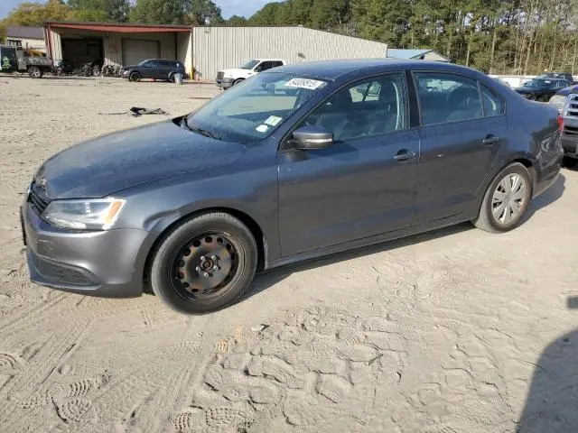 3VWD17AJ9EM280825