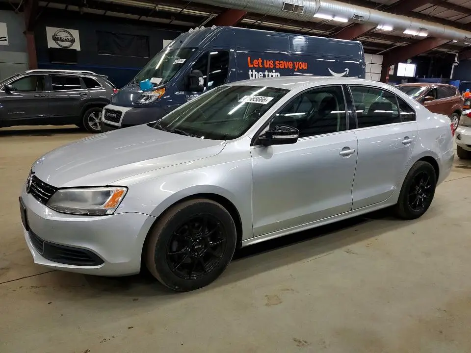 3VWD17AJ9EM306632
