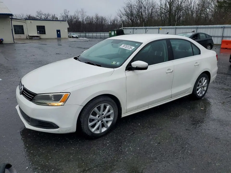 3VWD17AJ9EM375109