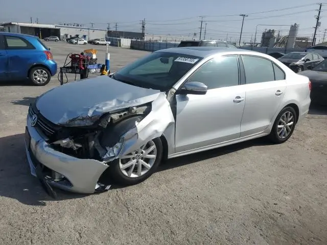 3VWD17AJ9EM400607