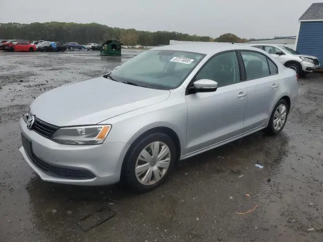 3VWD17AJXEM238647