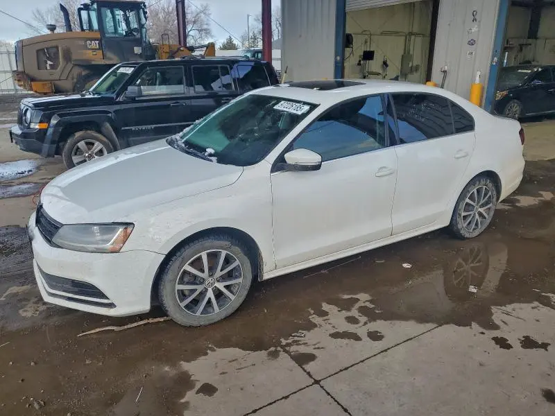 3VWDB7AJ3HM233243