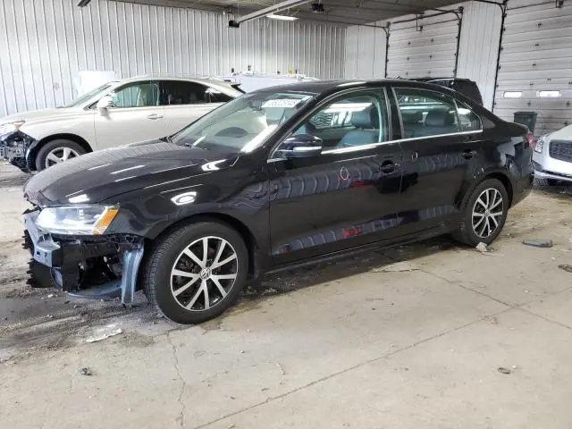 3VWDB7AJ4HM239505
