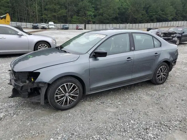 3VWDB7AJ7JM237303