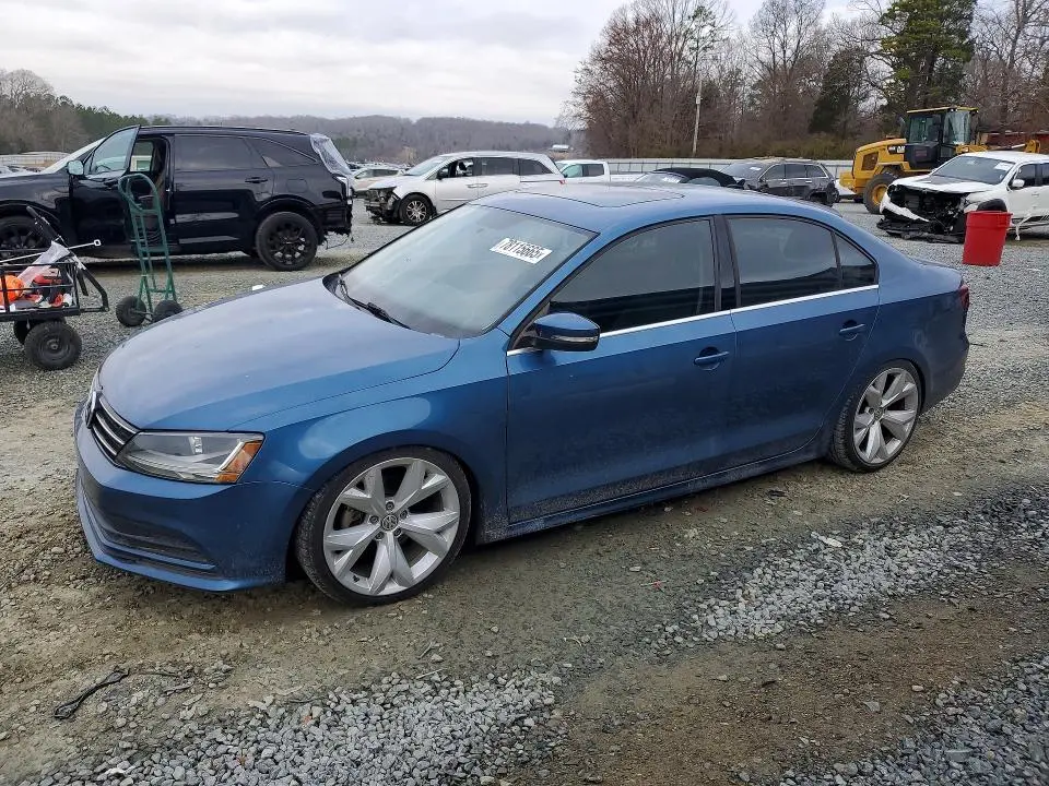 3VWDB7AJ7JM261052