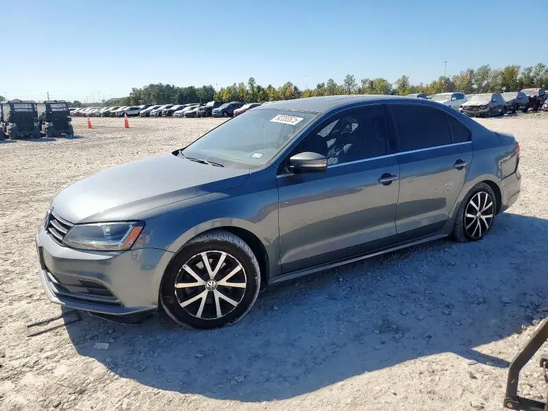 3VWDB7AJ8HM216101