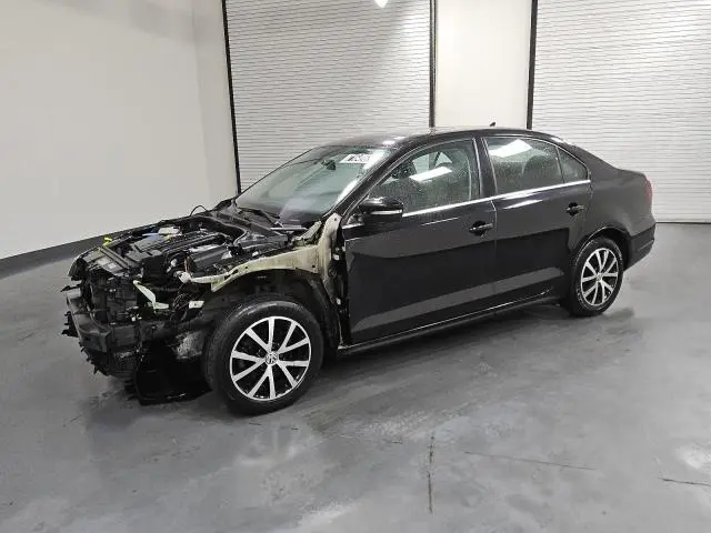 3VWDB7AJ8HM293518