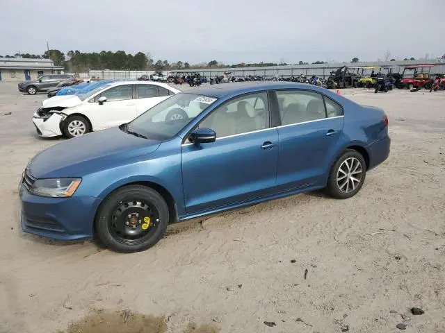 3VWDB7AJ8JM232627