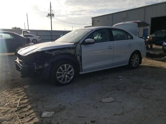 3VWDB7AJ9HM312528