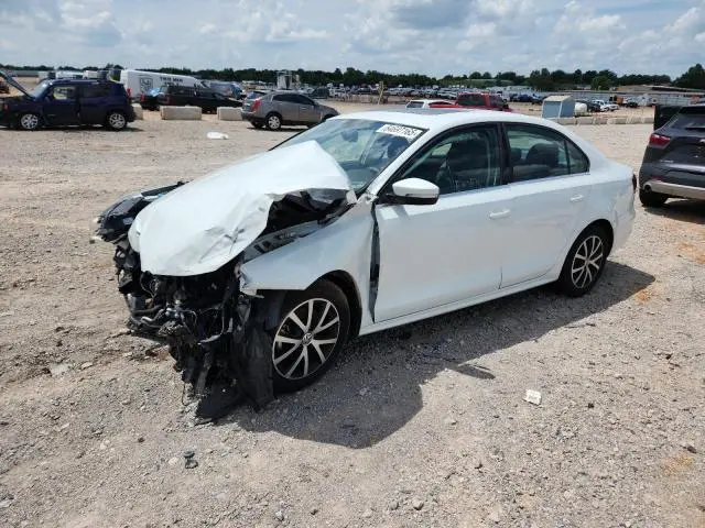 3VWDB7AJXHM394575