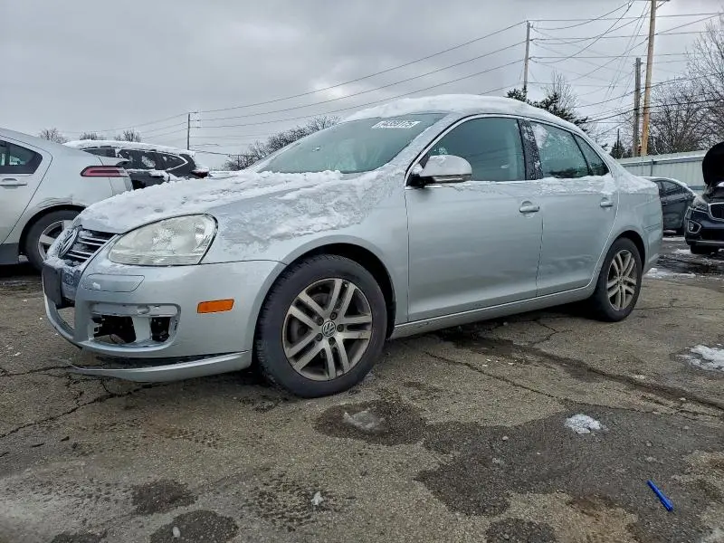 3VWDF71K55M608199