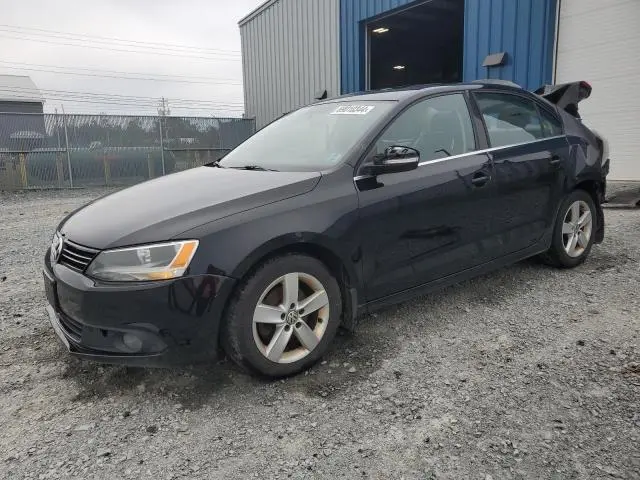 3VWDL7AJ2EM366052