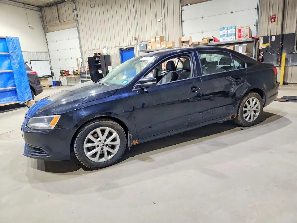 3VWDP7AJ3CM357975