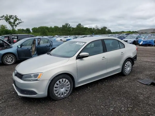 3VWDP7AJ8CM302938