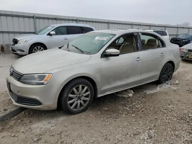 3VWDP7AJ8CM308285