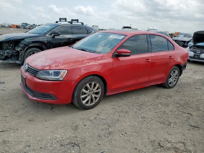 3VWDP7AJ8CM385318