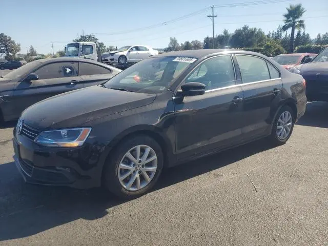 3VWDP7AJ8DM445048