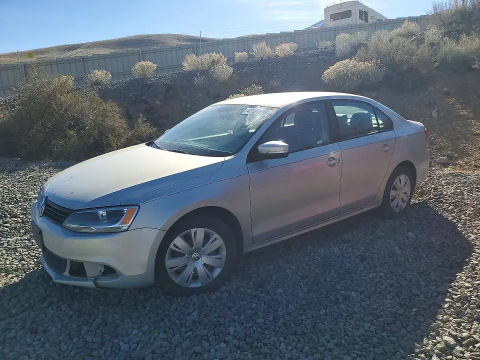 3VWDP7AJ9CM025247