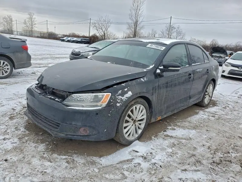 3VWDX7AJ1CM304790