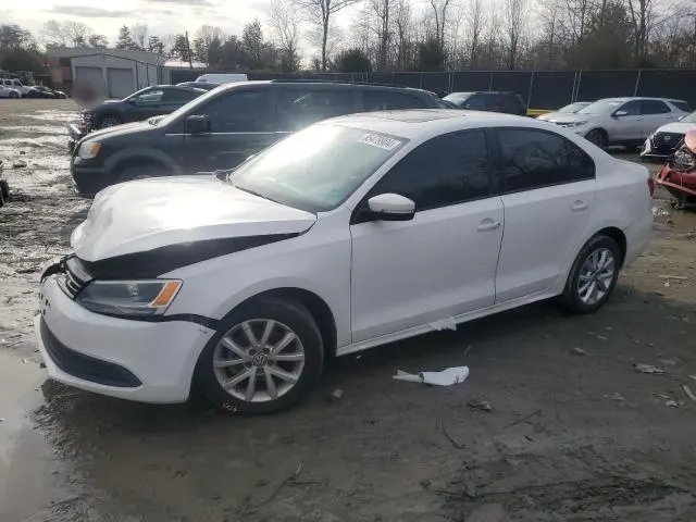3VWDX7AJ2BM305719