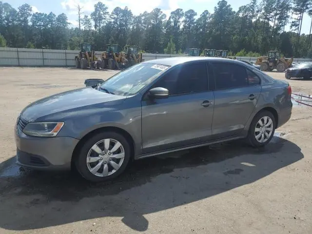3VWDX7AJ2BM352930