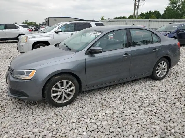 3VWDX7AJ2CM305995
