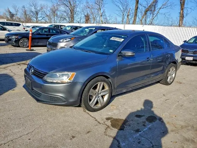 3VWDX7AJ2CM390661