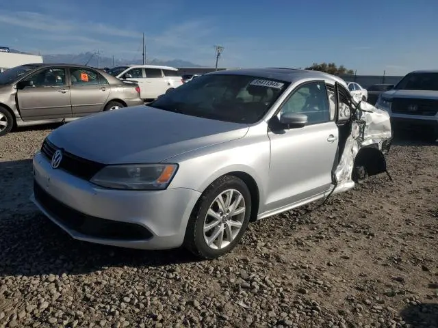 3VWDX7AJ3CM379801
