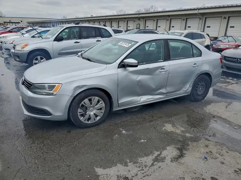 3VWDX7AJ3CM460569
