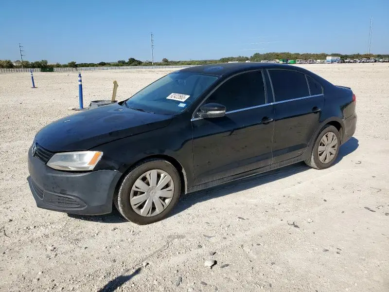 3VWDX7AJ3DM257392