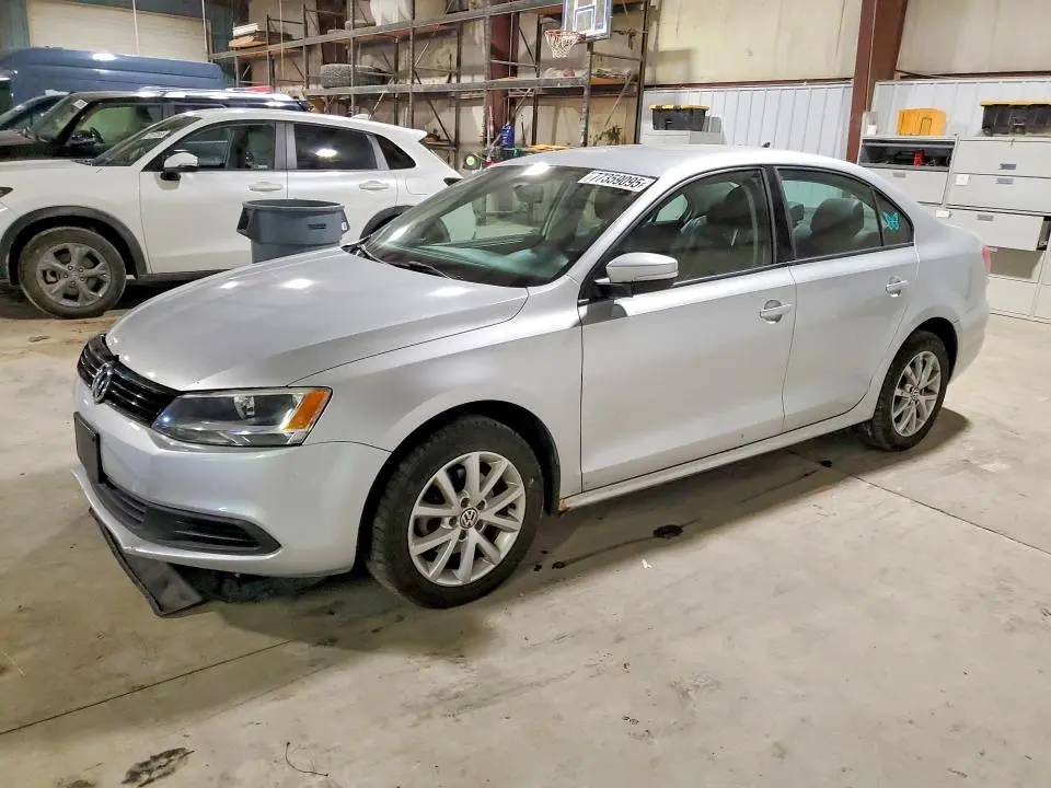 3VWDX7AJ4BM383919