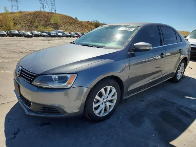 3VWDX7AJ4DM401581