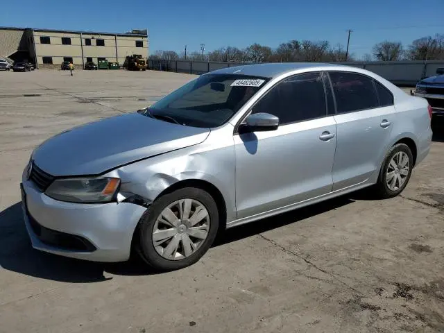 3VWDX7AJ5BM372671