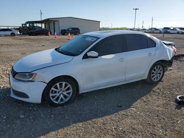 3VWDX7AJ5CM415567