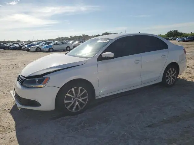 3VWDX7AJ5CM416735