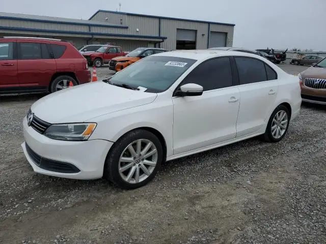 3VWDX7AJ5DM442026