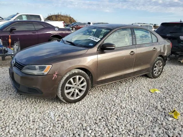 3VWDX7AJ6CM423533