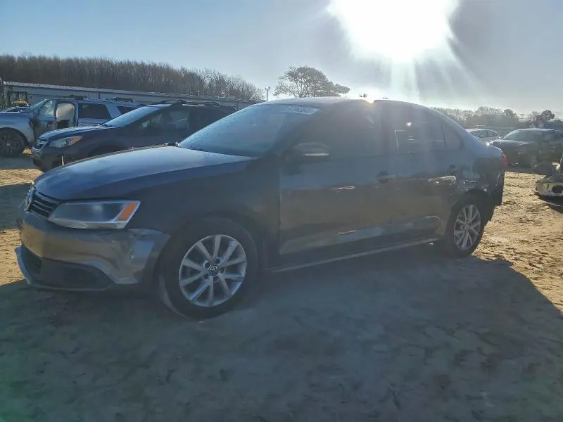 3VWDX7AJ7CM471557