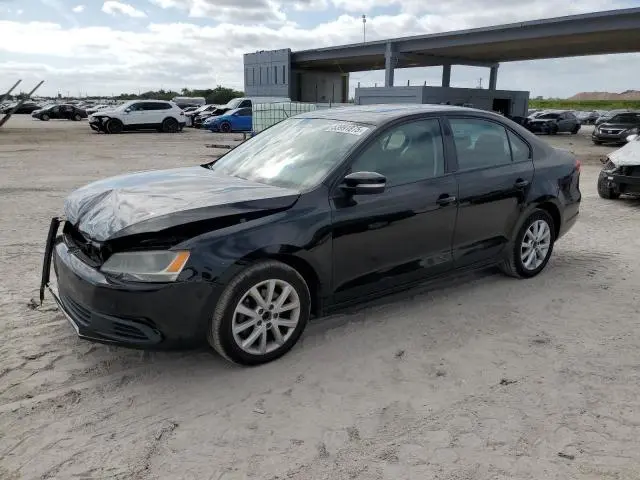3VWDX7AJ8CM408774