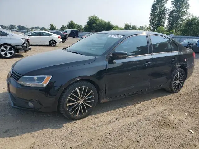 3VWDX7AJ8DM278996