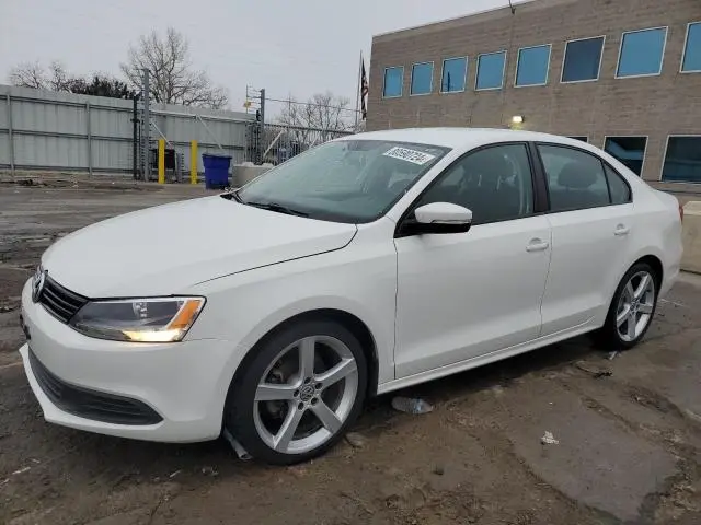 3VWDX7AJ9BM364590
