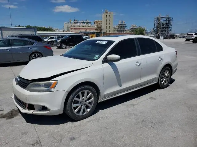 3VWDX7AJ9CM382590